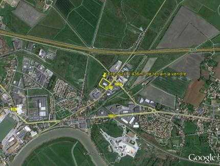 Bâtiment de 400 m² - Tonnay-Charente